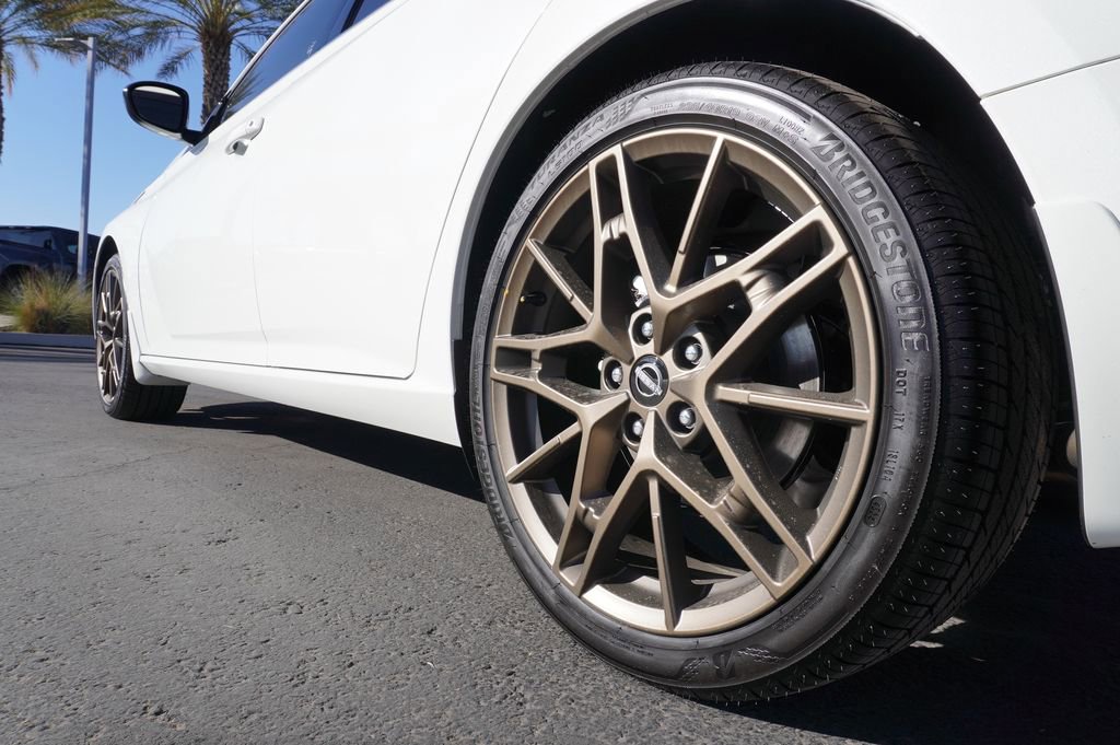 Certified 2025 Nissan Altima 2.5 SR image 6