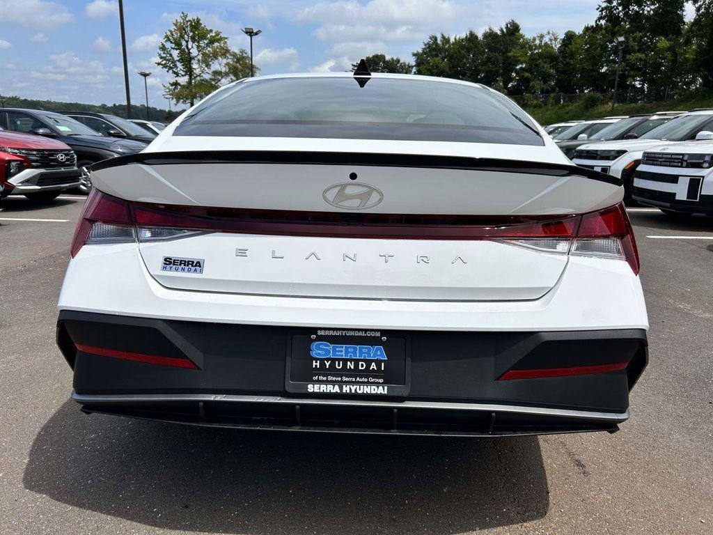 New 2026 Hyundai Elantra SEL Sport FWD image 49