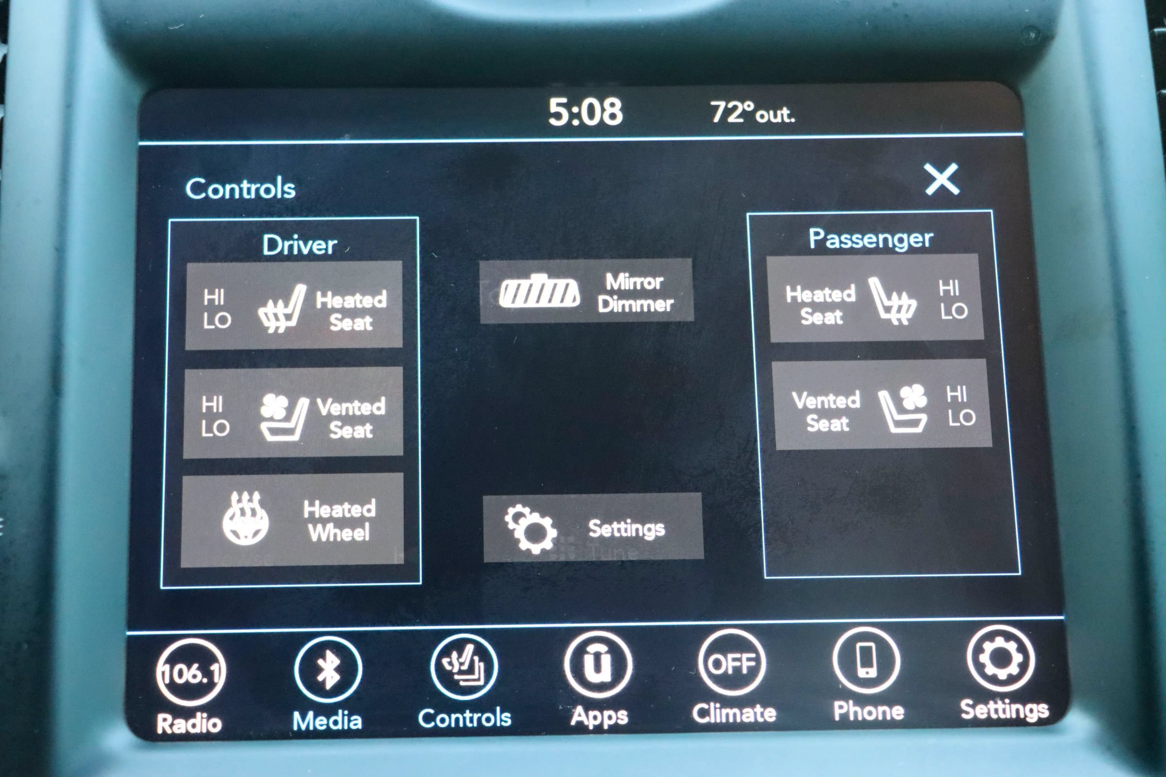Used 2019 Chrysler 300 C RWD image 33