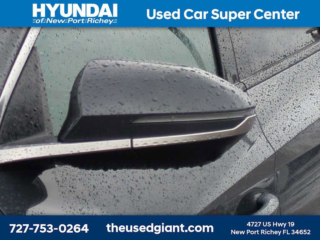 Used 2025 Hyundai Tucson Limited FWD image 11