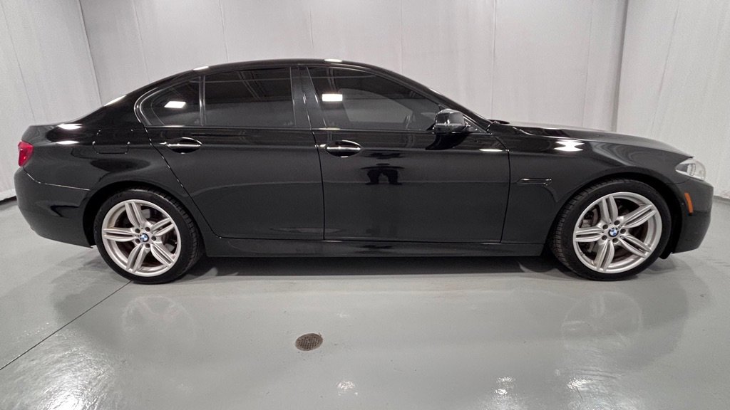 Used 2016 BMW 550i xDrive Sedan AWD/4WD image 4