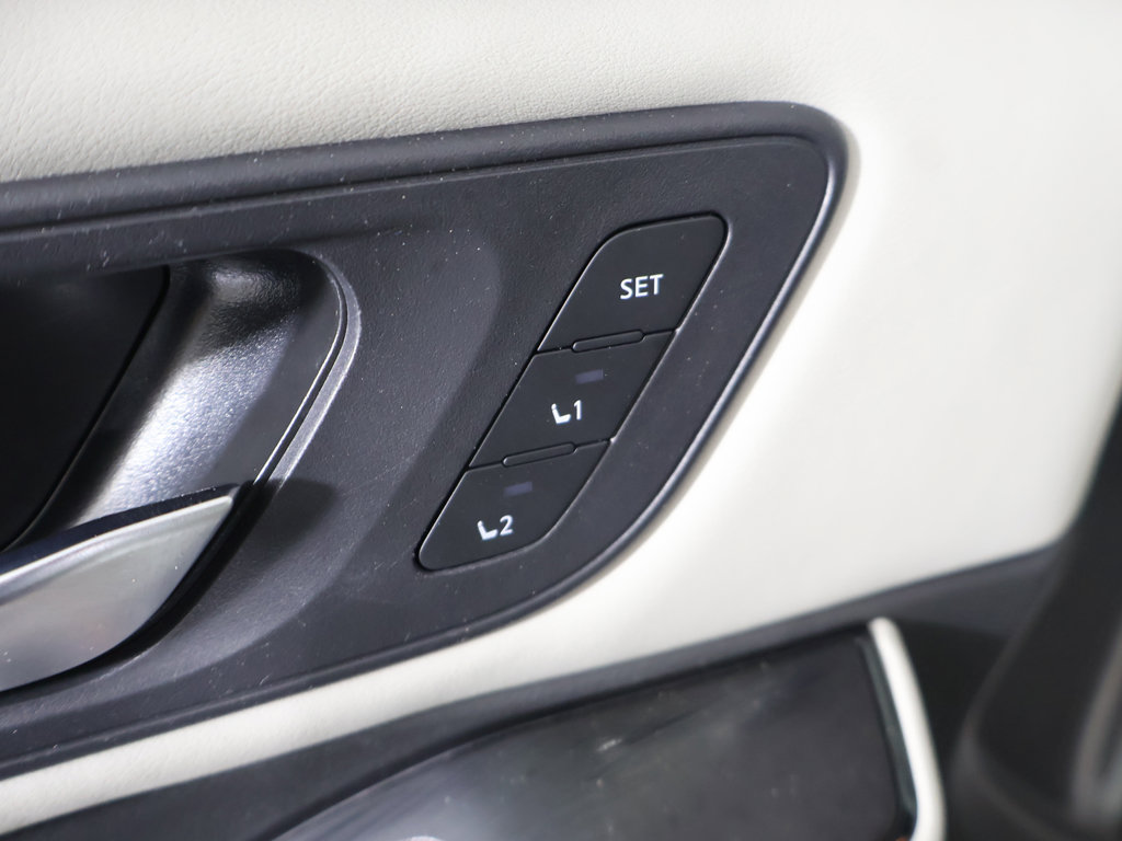 Used 2023 Nissan Rogue SL w/ SL Premium Package FWD image 37