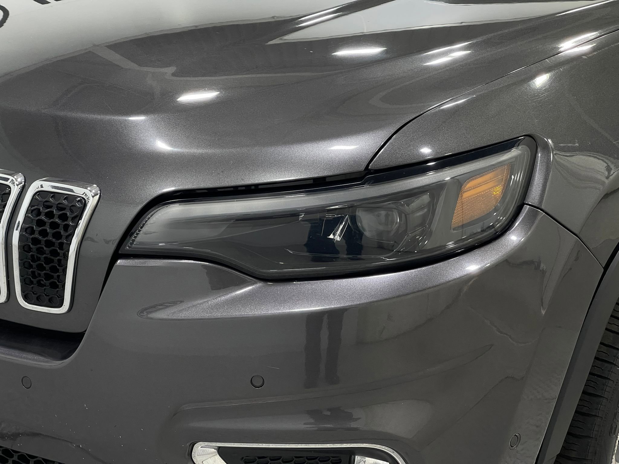 Used 2021 Jeep Cherokee Limited image 33