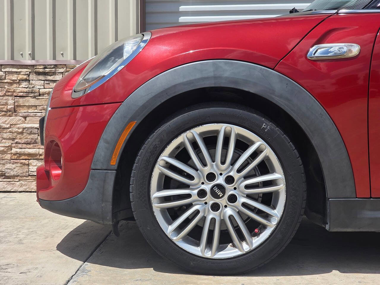 Used 2016 MINI Cooper S w/ Premium Package FWD image 36