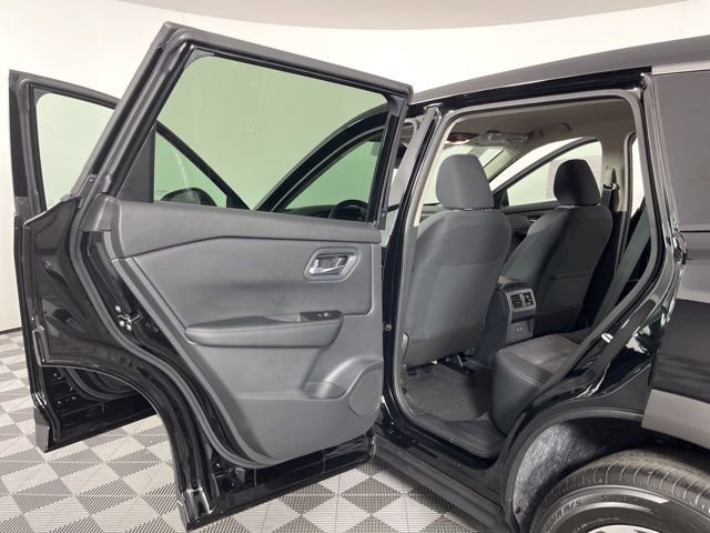 New 2026 Nissan Rogue SV image 41