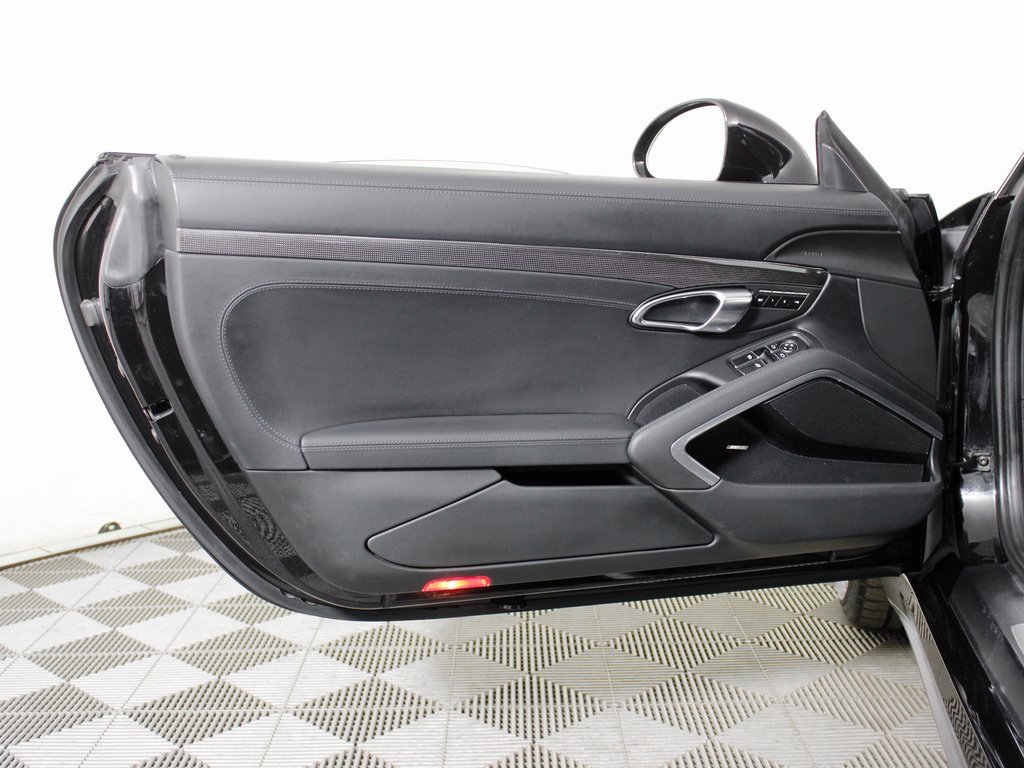 Certified 2016 Porsche 911 Turbo image 16