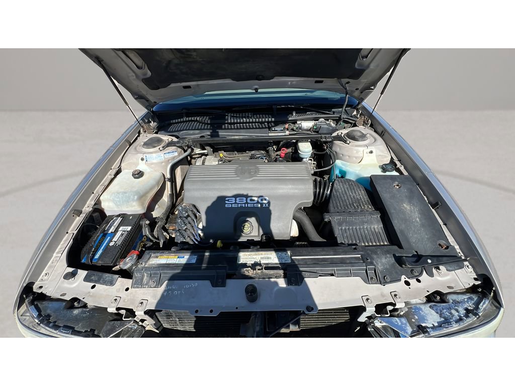 Used 1997 Buick Le Sabre Custom w/ Headliner Lighting Pkg FWD image 31