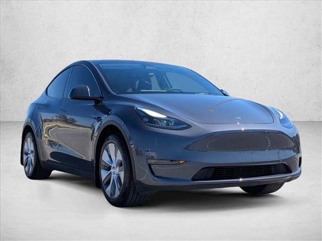 Used 2023 Tesla Model Y Long Range image 3