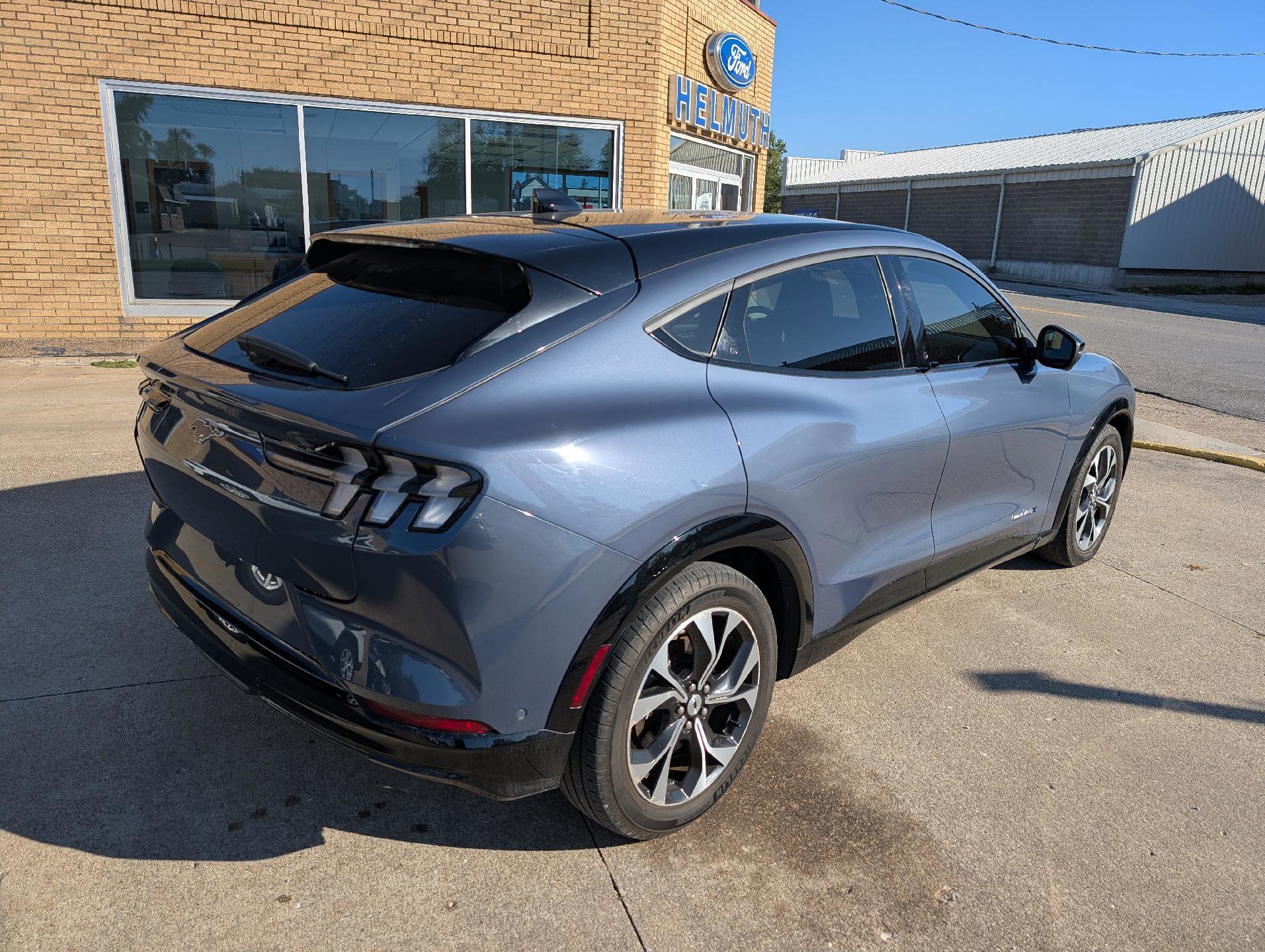 Used 2021 Ford Mustang Mach-E Premium image 6
