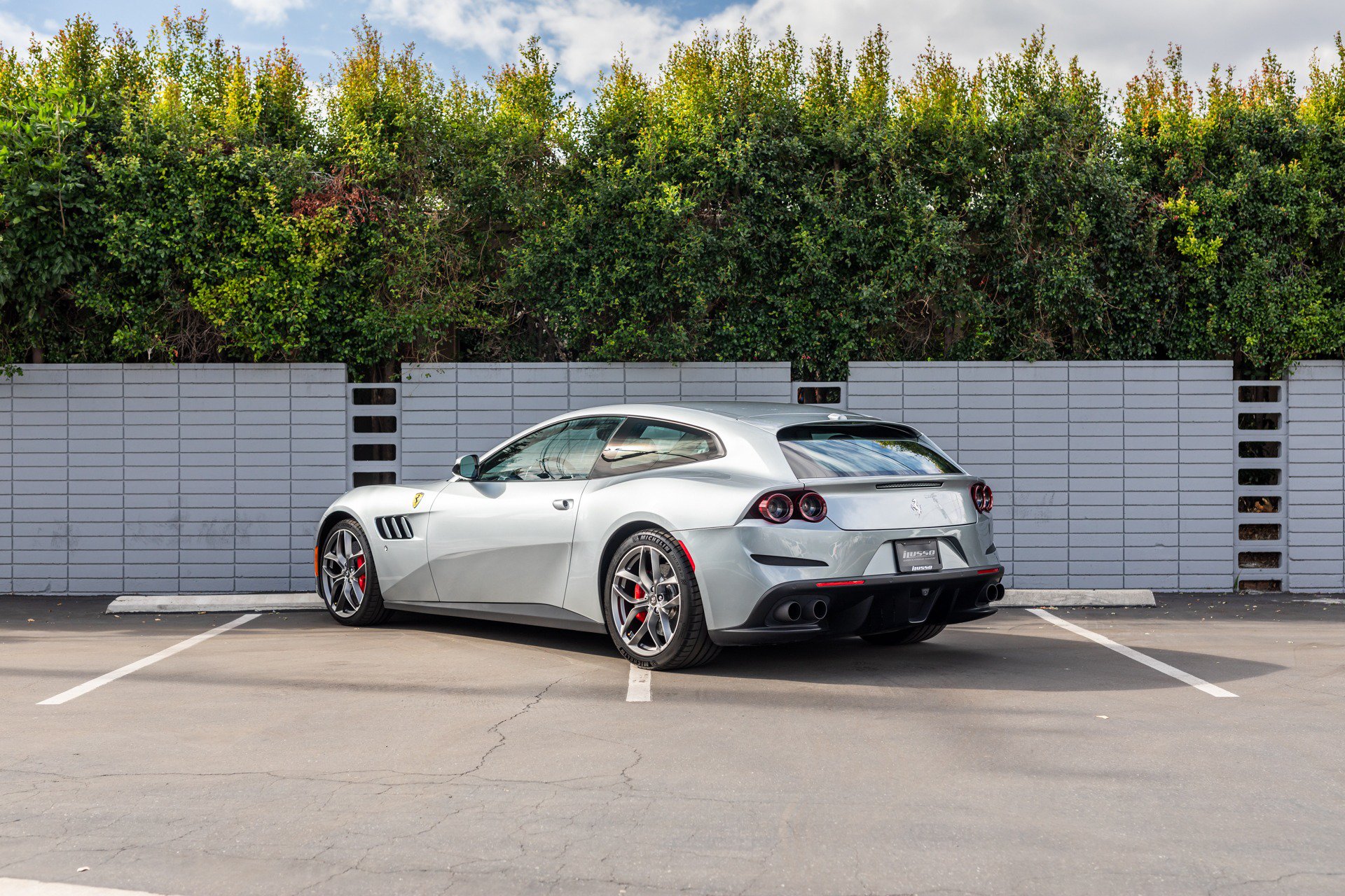 Used 2018 Ferrari GTC4Lusso T RWD image 26