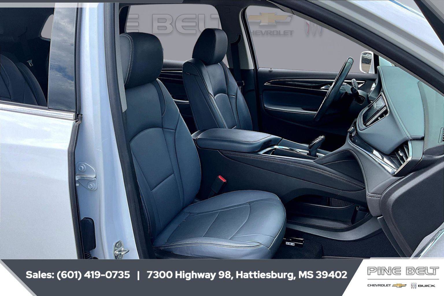 Used 2020 Buick Enclave Essence image 6