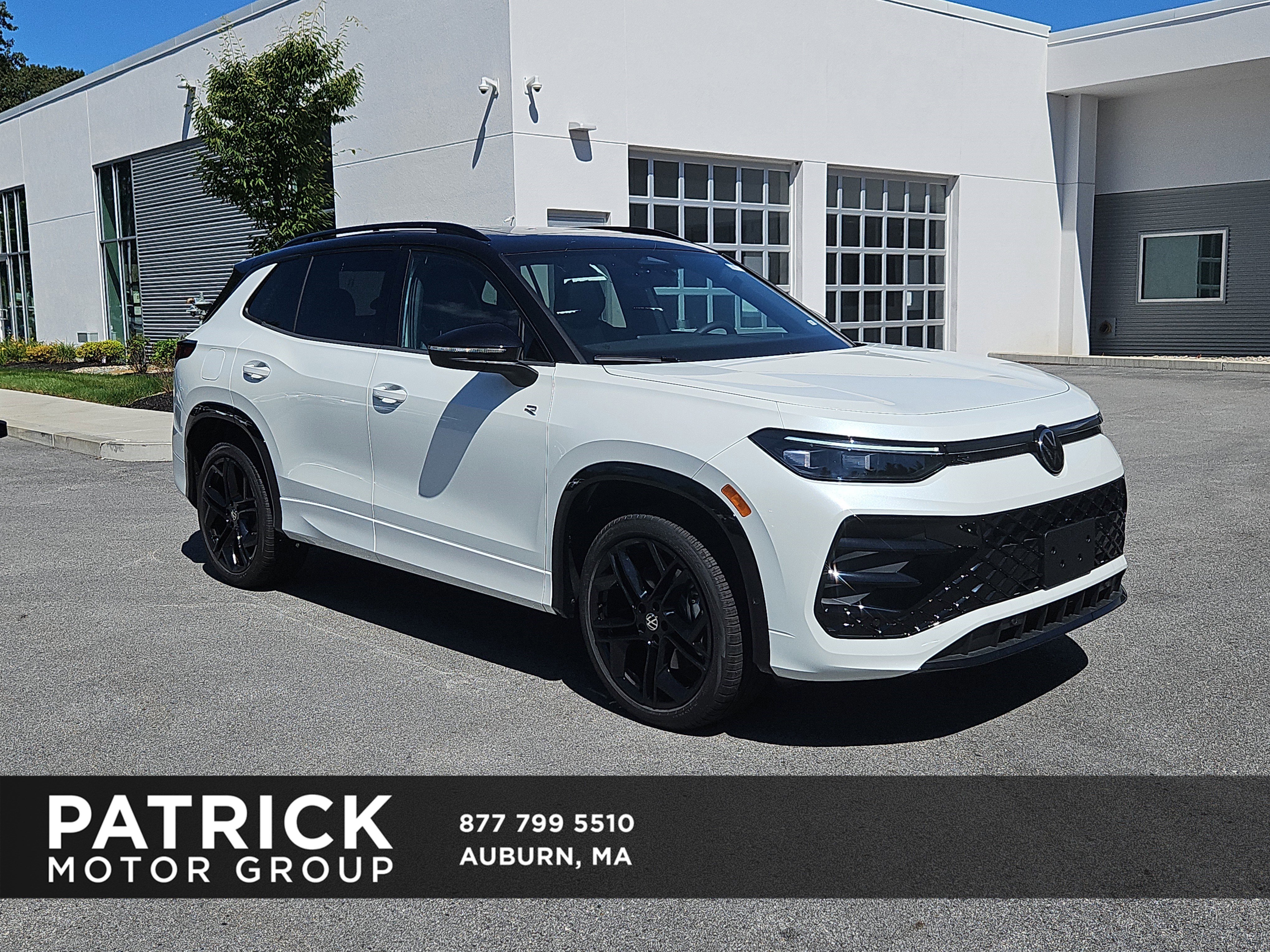 New 2025 Volkswagen Tiguan SE R-Line