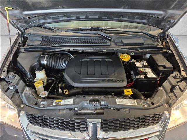 Used 2020 Dodge Grand Caravan SE FWD image 22