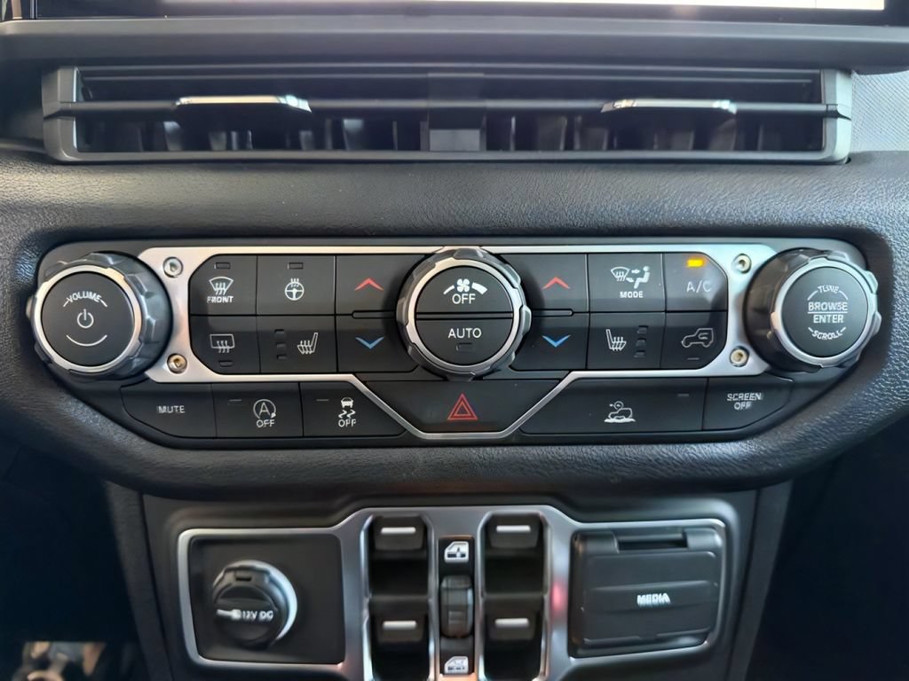 New 2026 Jeep Wrangler Unlimited Sport AWD/4WD image 19