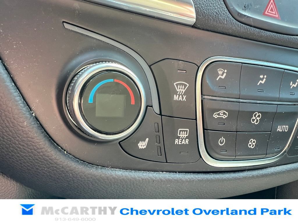 Used 2021 Chevrolet Equinox LT image 15