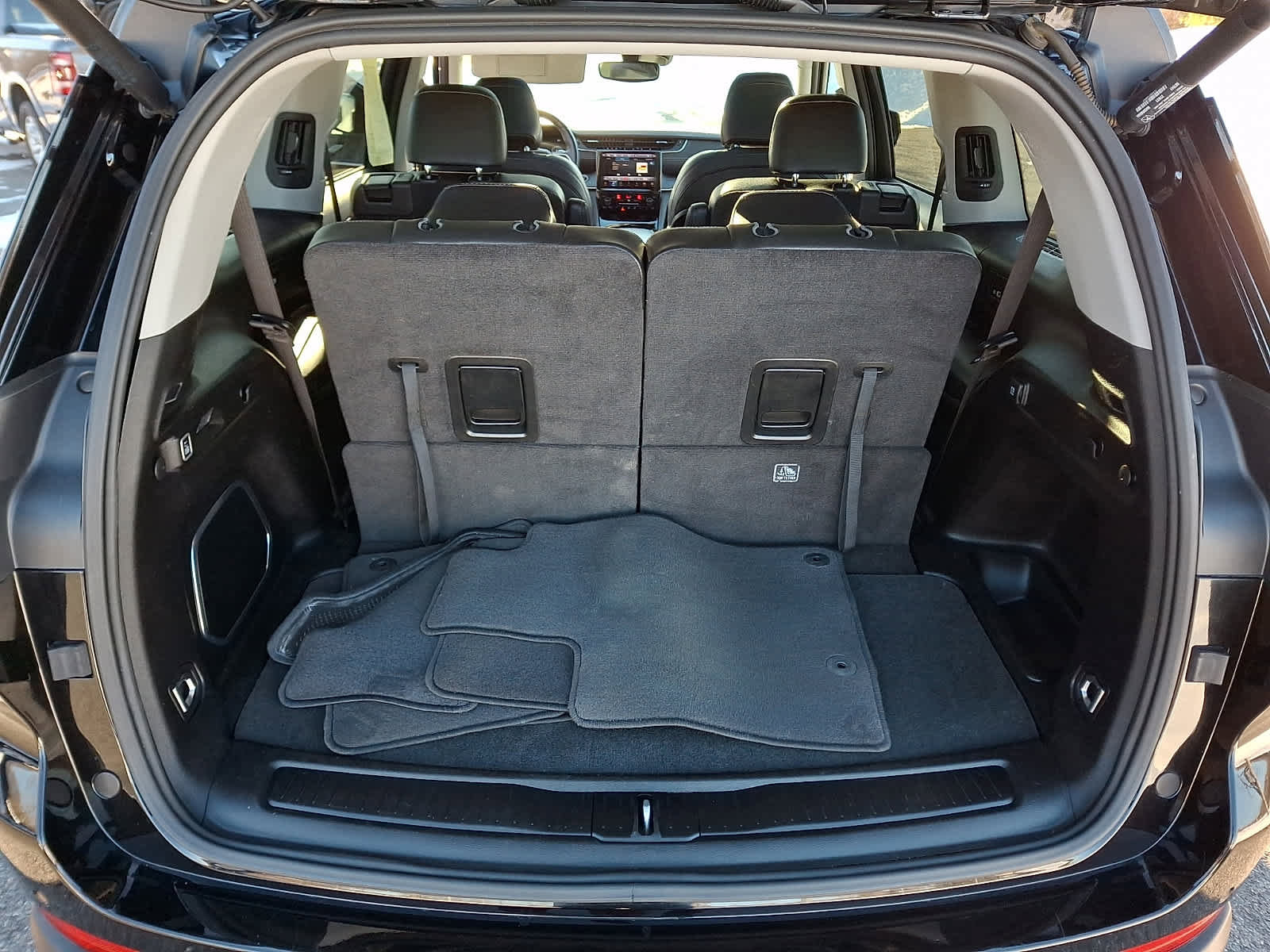 Used 2021 Jeep Grand Cherokee L Limited image 31