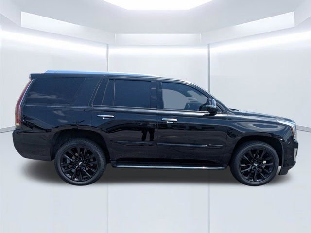 Used 2020 Cadillac Escalade Luxury w/ Escalade Sport Edition RWD image 3