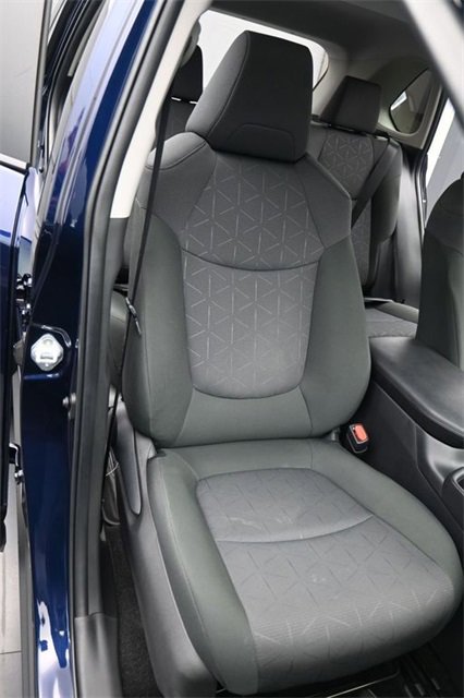 Used 2024 Toyota RAV4 XLE w/ Convenience Package image 16