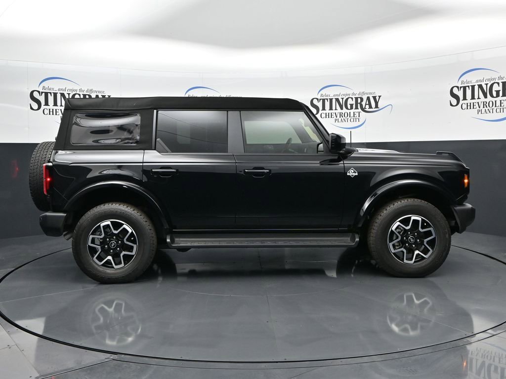Used 2025 Ford Bronco Outer Banks image 8