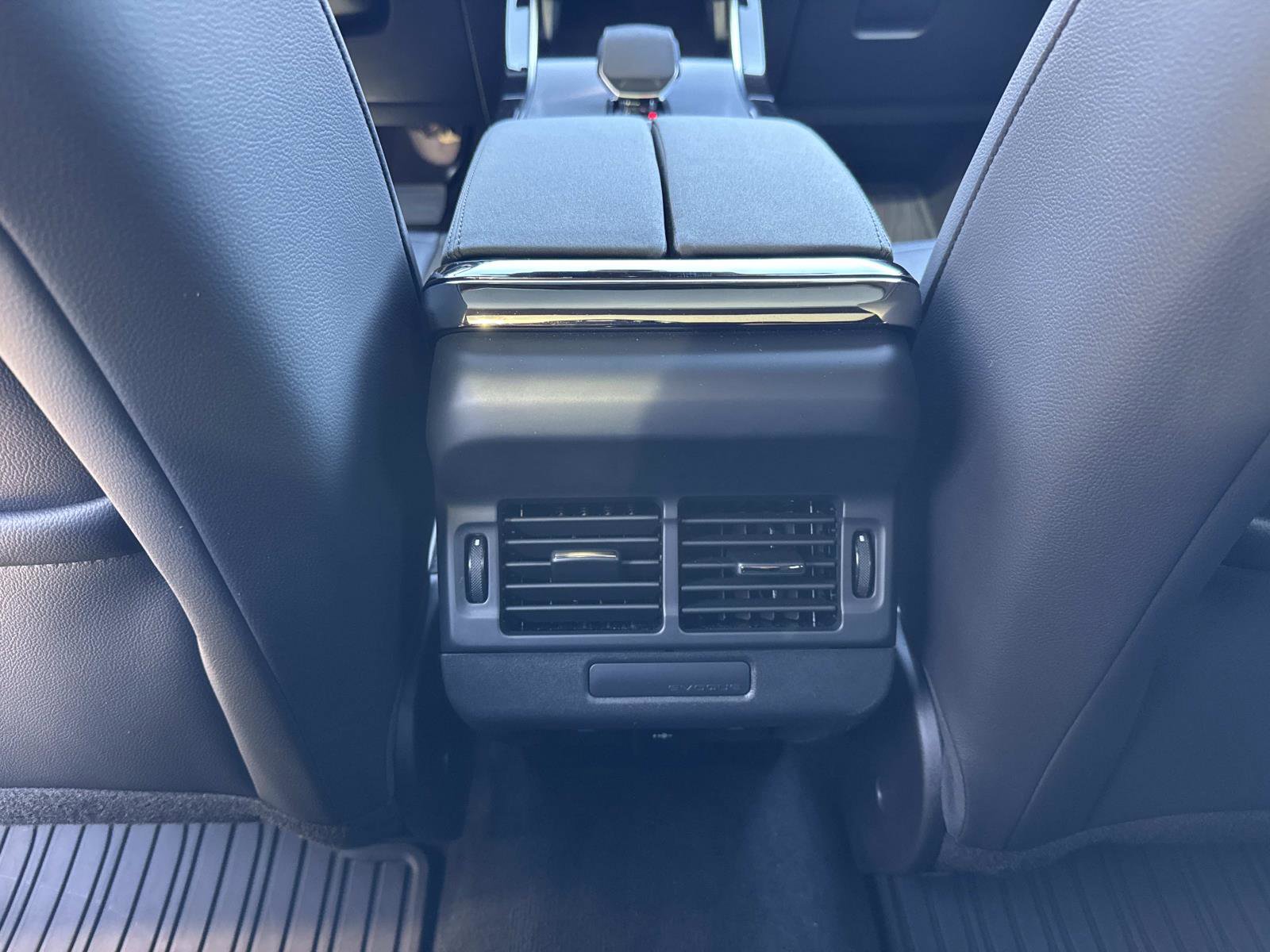 Certified 2025 Land Rover Range Rover Evoque S image 17