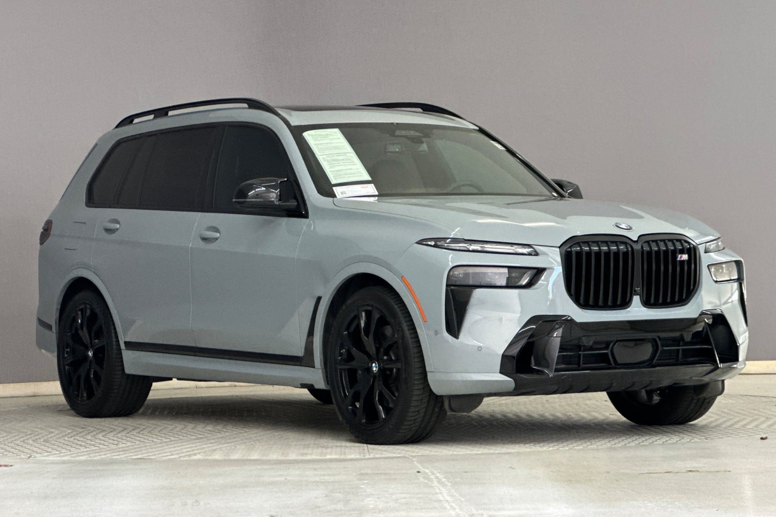 Certified 2025 BMW X7 M60i AWD/4WD image 6