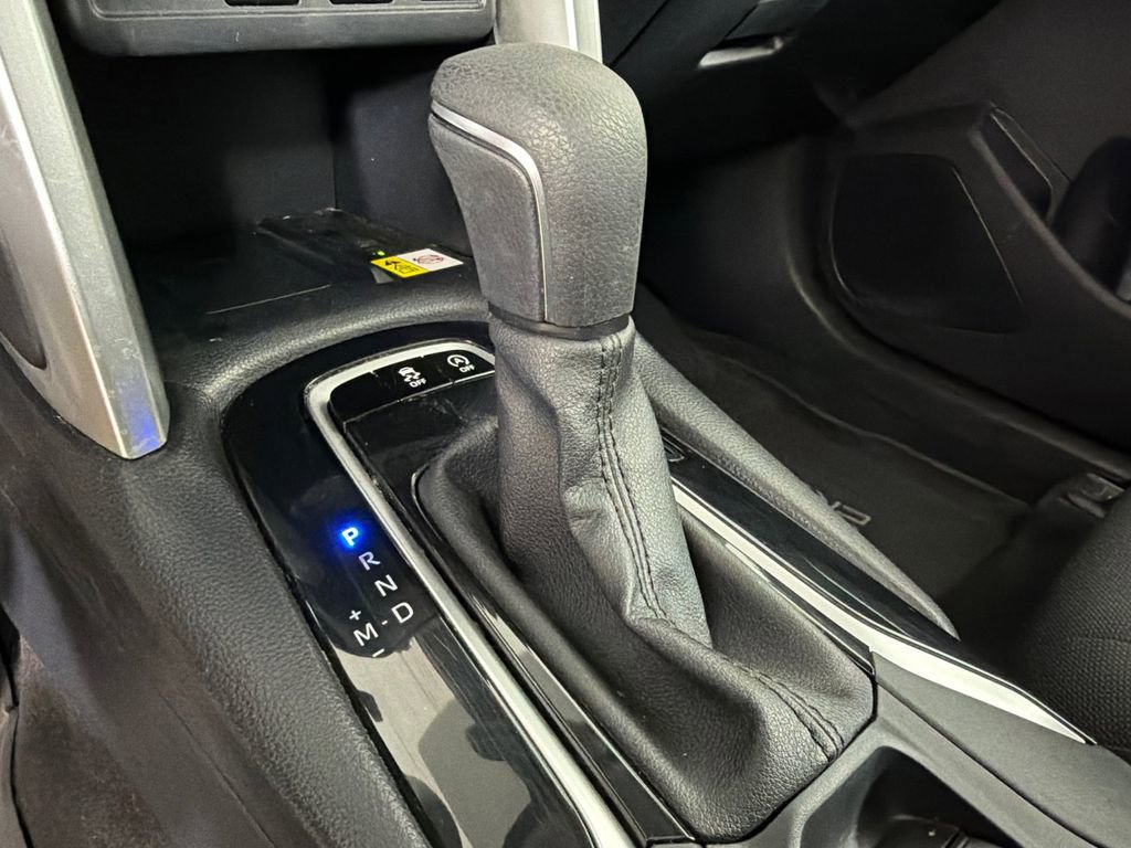 Used 2022 Toyota Corolla Cross LE w/ Moonroof Package FWD image 31