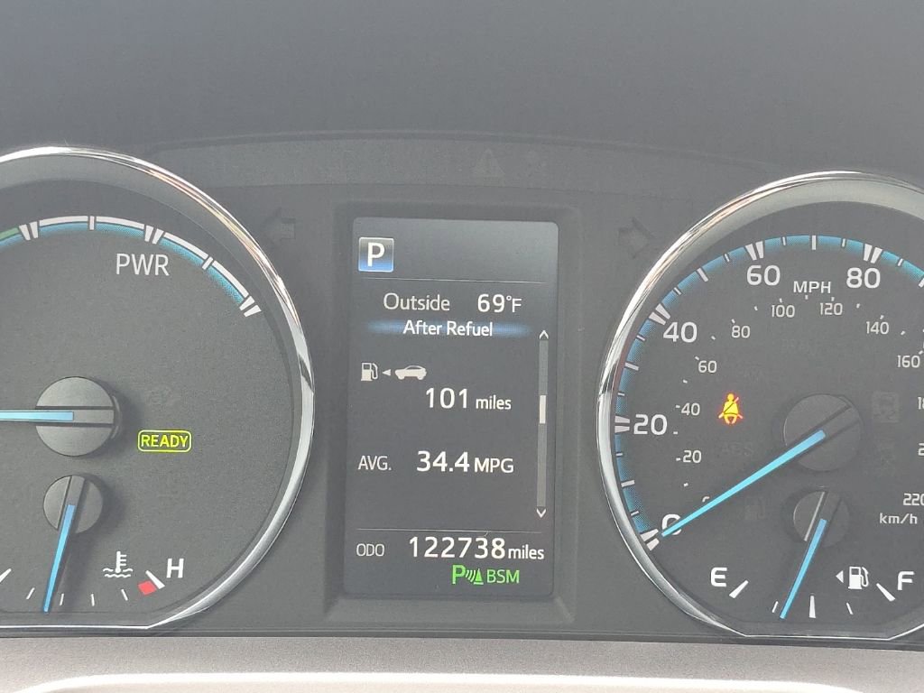 Certified 2016 Toyota RAV4 Limited AWD/4WD image 26