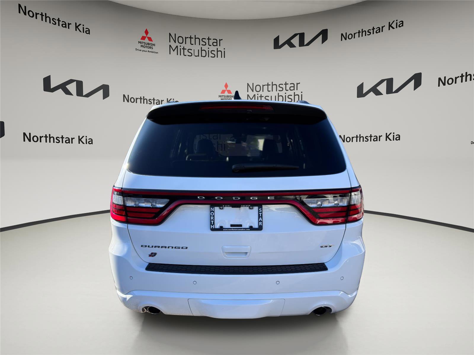 Used 2024 Dodge Durango GT image 3