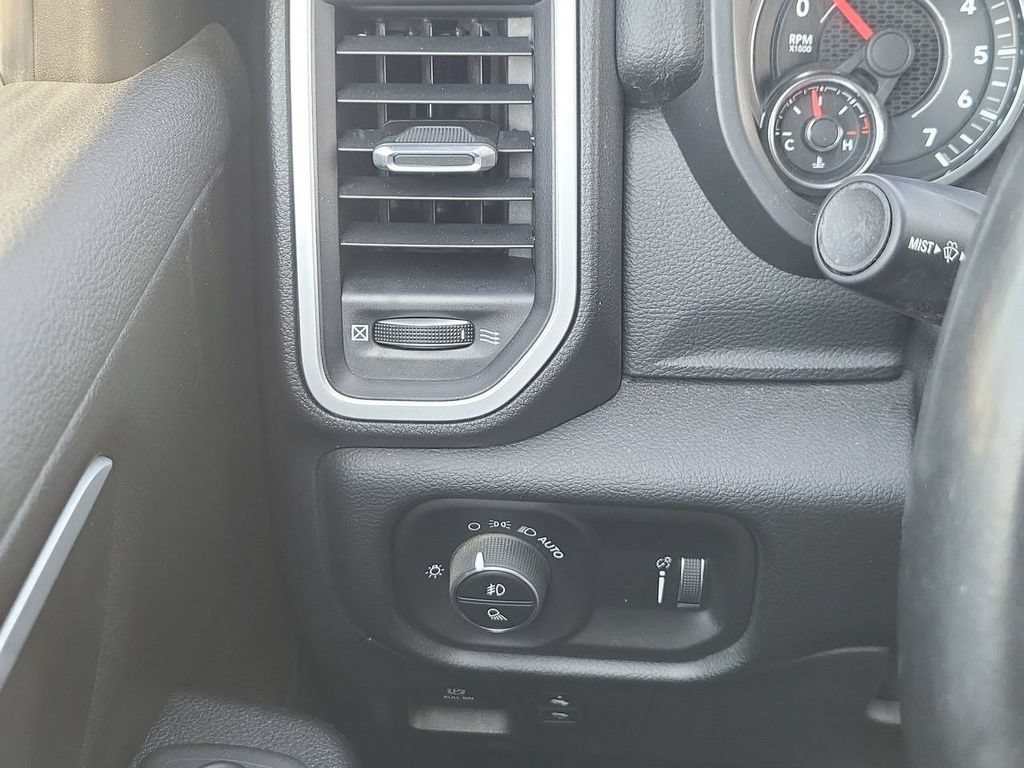 Used 2021 RAM 1500 Big Horn AWD/4WD image 24