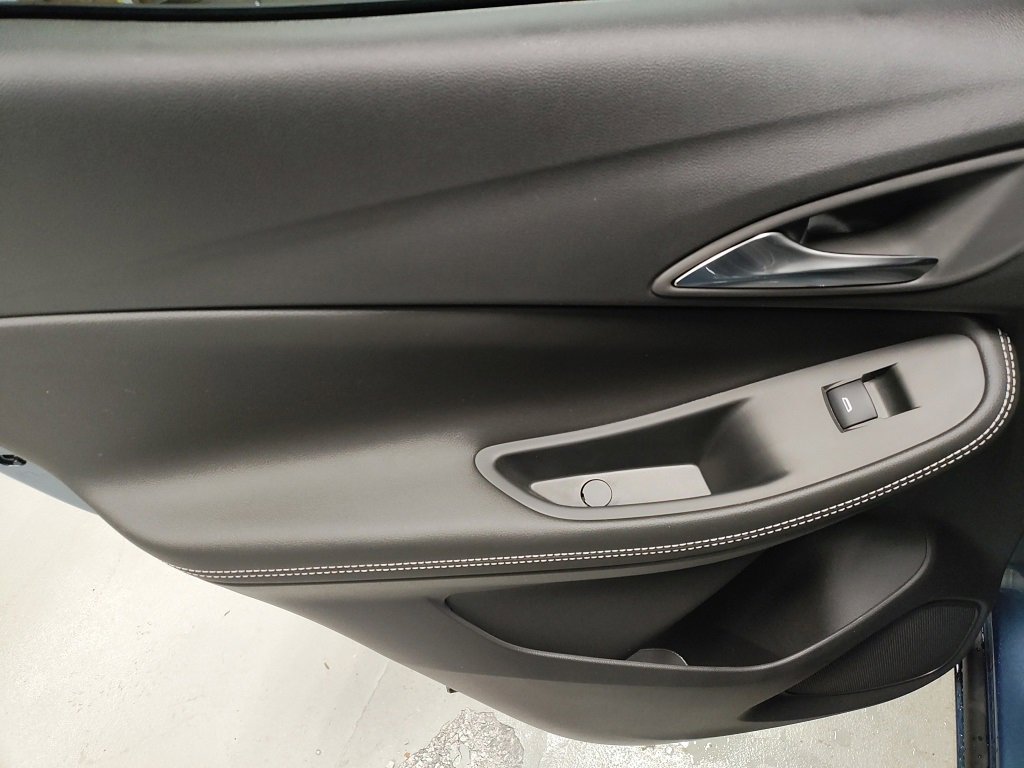 New 2026 Buick Encore GX Avenir w/ Avenir Technology Package image 30