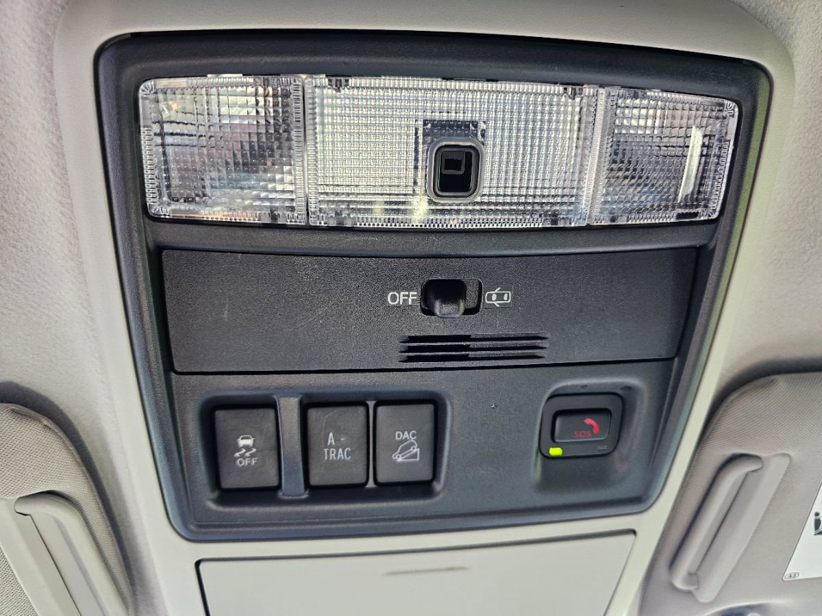 Used 2024 Toyota 4Runner SR5 image 32