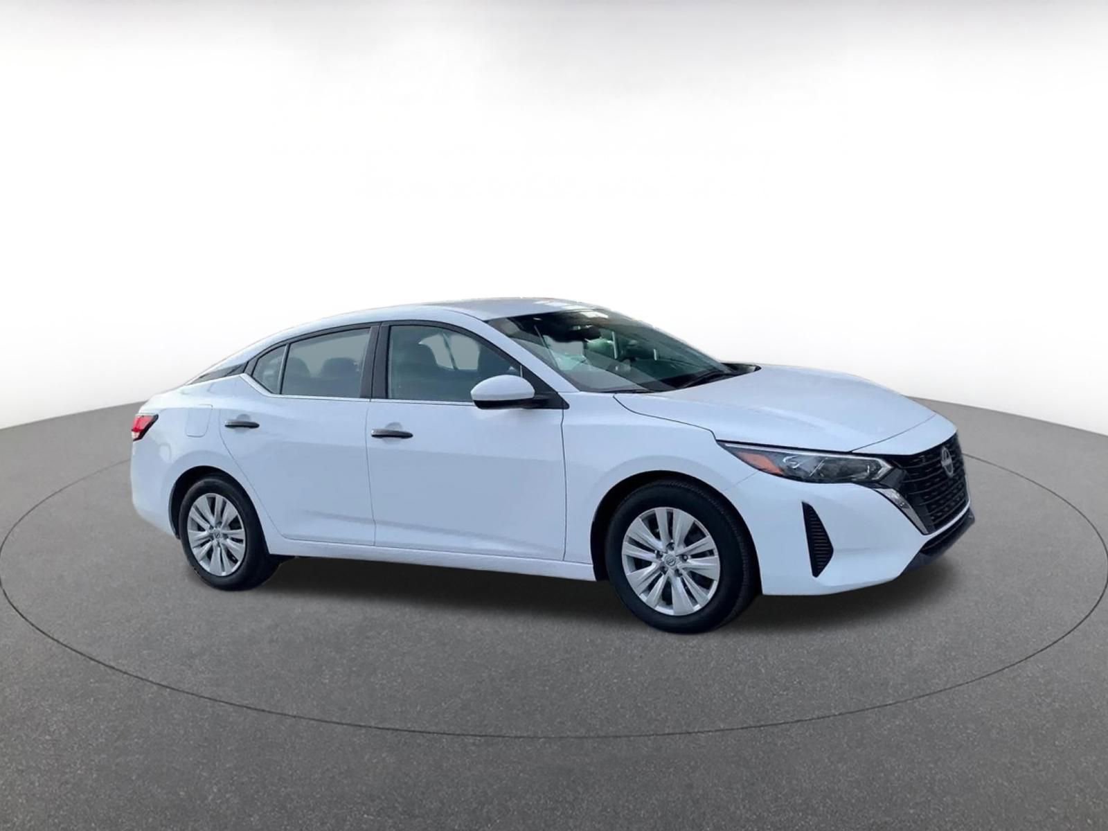 Used 2025 Nissan Sentra S video 2