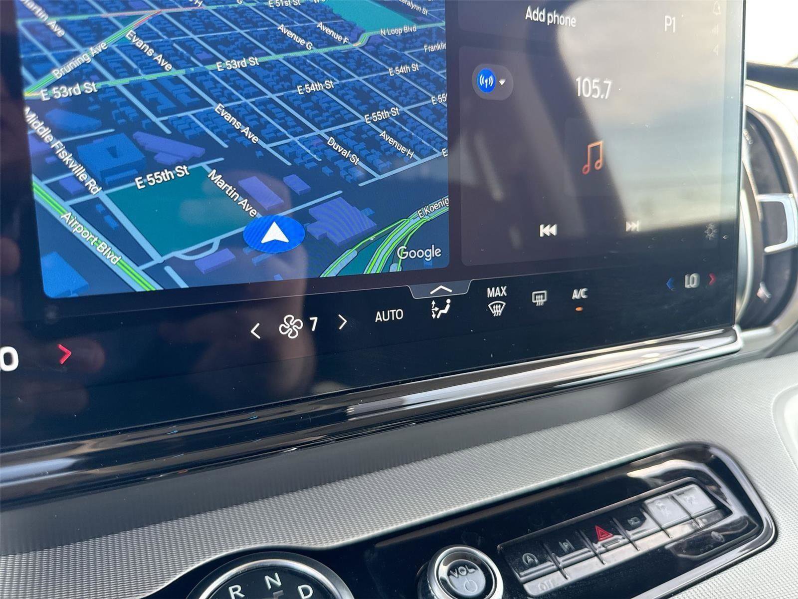 Certified 2025 Ford Expedition Active image 17