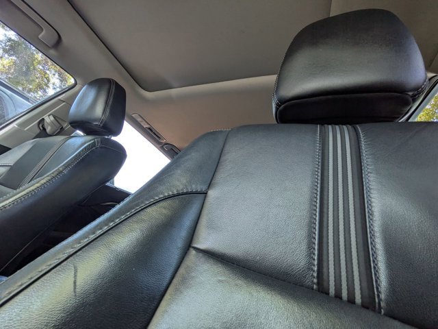 Used 2017 Toyota Highlander SE image 15