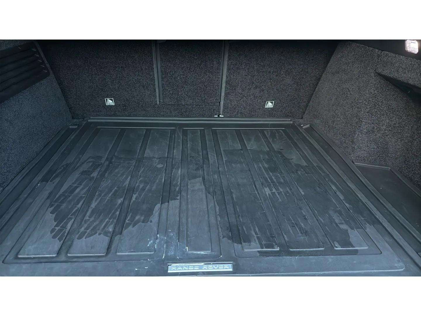 Used 2018 Land Rover Range Rover Long Wheelbase Supercharged image 33