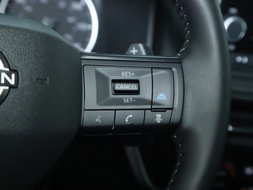 Certified 2026 Nissan Rogue SV image 23