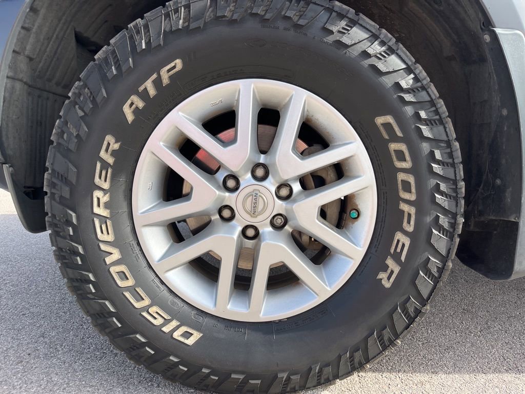 Used 2015 Nissan Frontier SV w/ SV Value Truck Package image 11