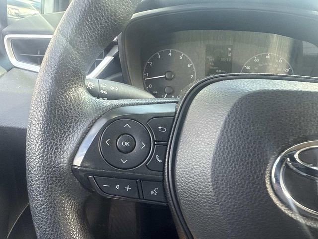 Used 2023 Toyota Corolla LE image 29