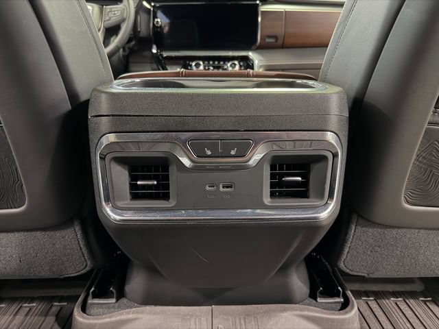 Used 2025 GMC Sierra 2500 Denali Ultimate w/ Max Trailering Package AWD/4WD image 31