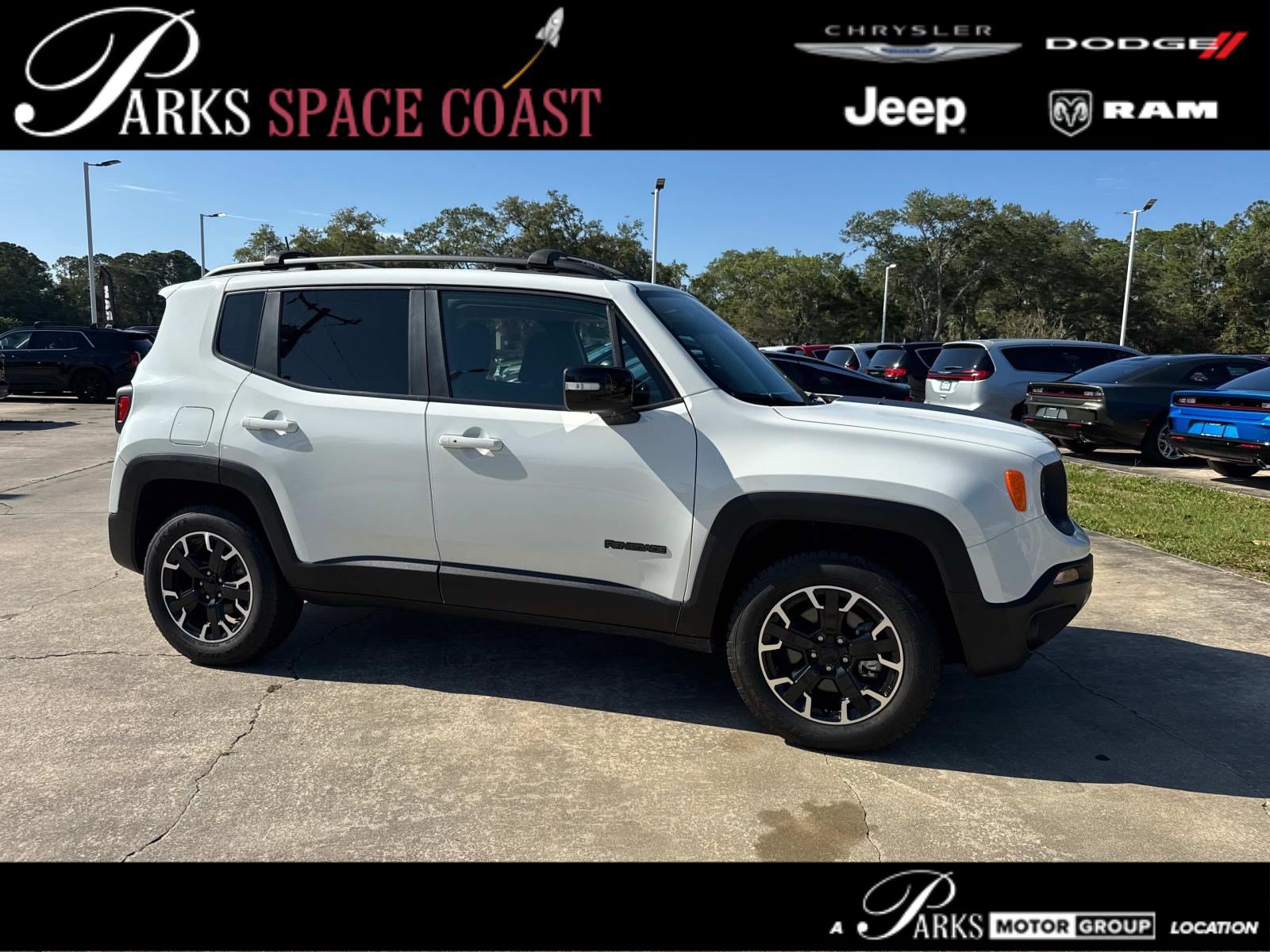 Certified 2023 Jeep Renegade Latitude AWD/4WD video 1