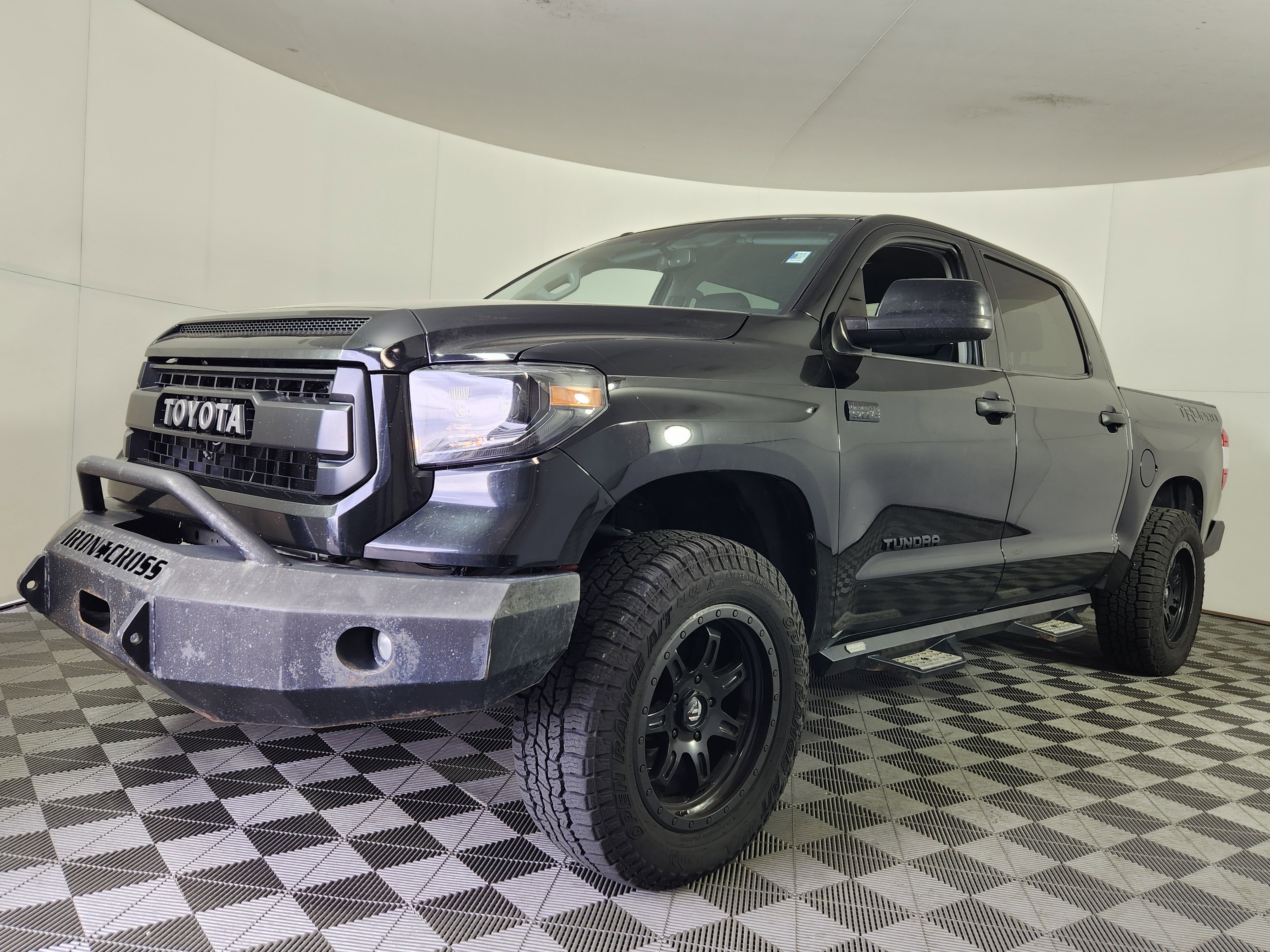 Used 2015 Toyota Tundra TRD Pro AWD/4WD video 3