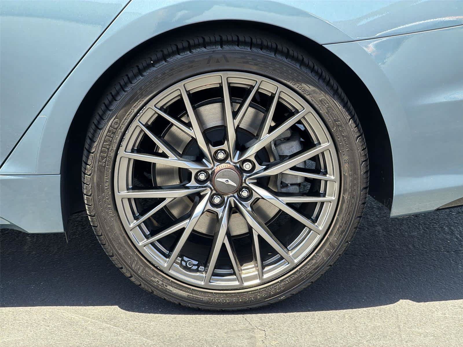 Used 2018 Genesis G80 3.3T Sport RWD image 9