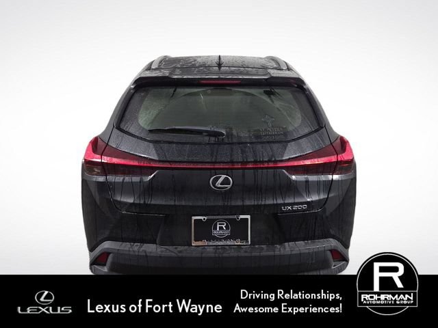 Used 2022 Lexus UX 200 w/ Accessory Package (Z2) FWD image 8