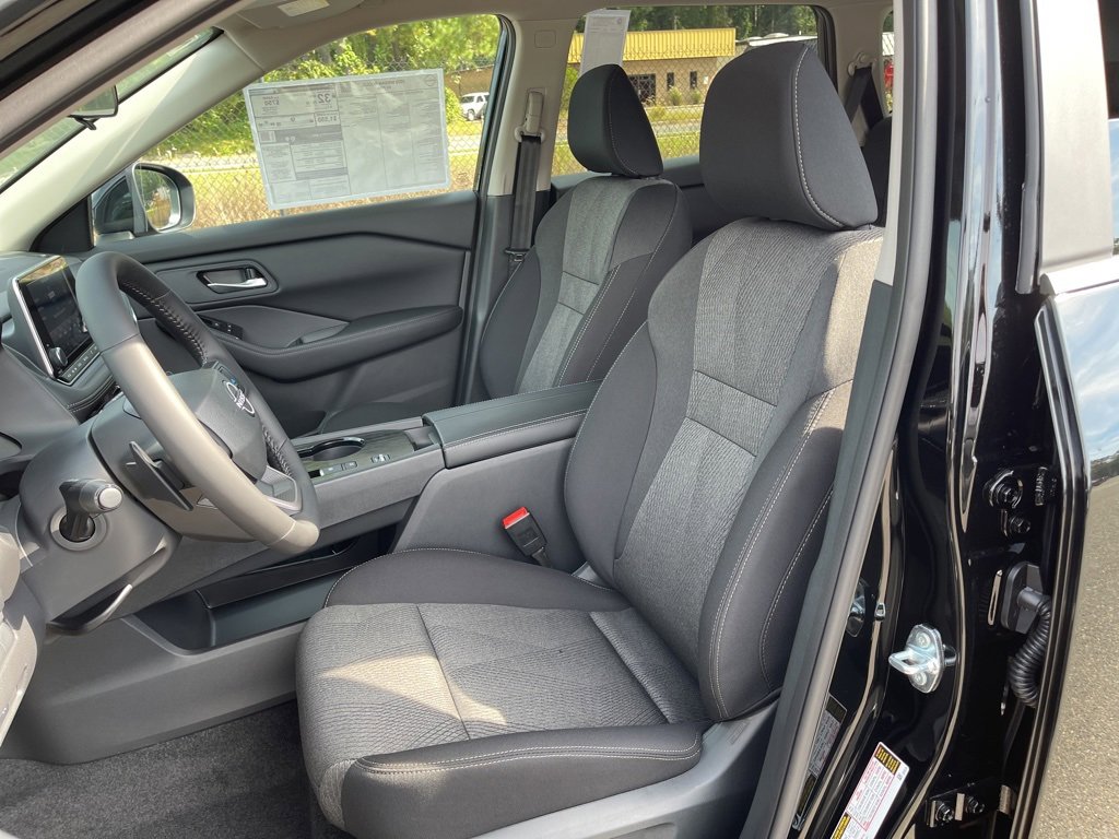 New 2026 Nissan Rogue SV w/ Cold Weather Package image 16