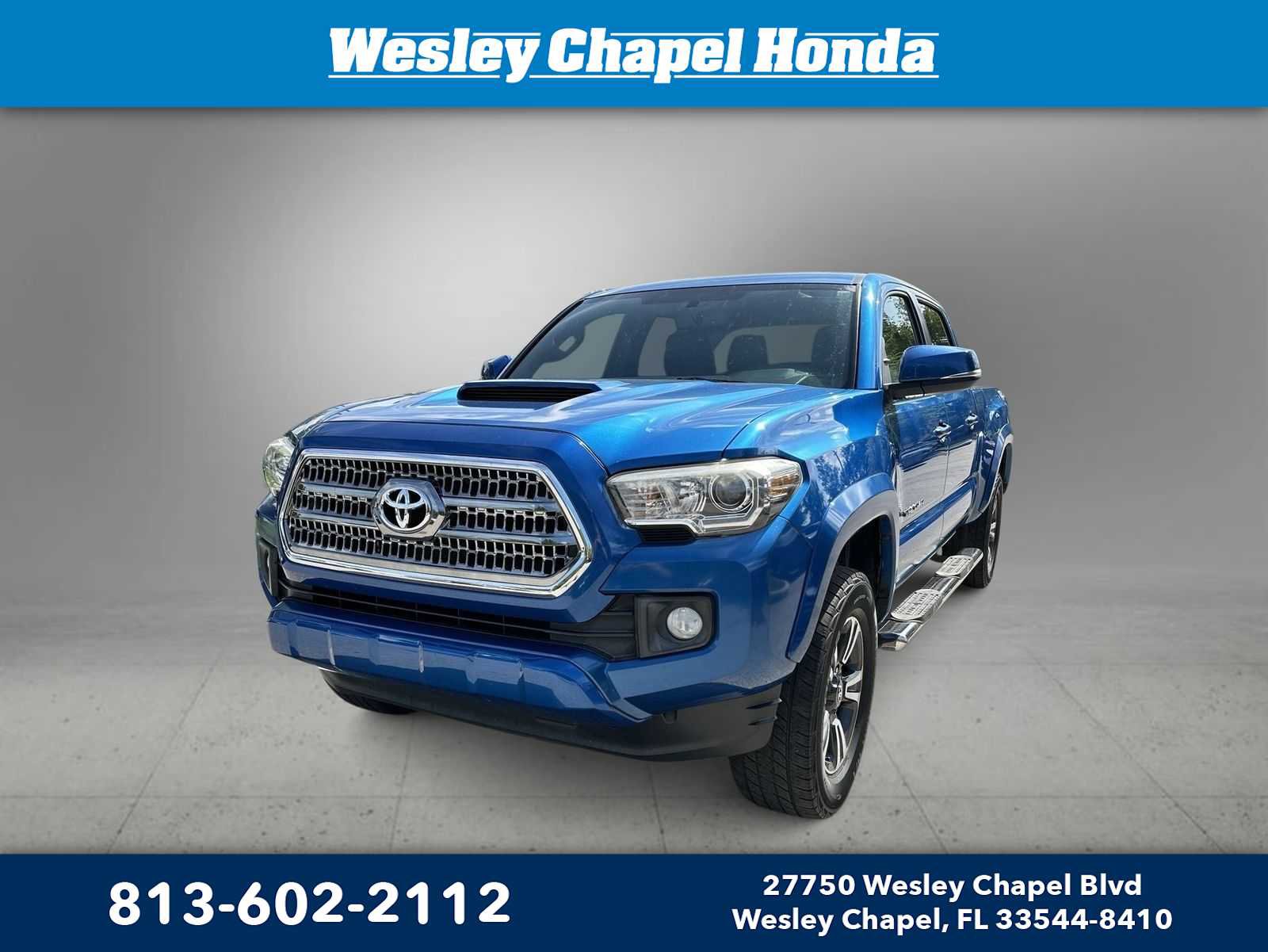 Used 2017 Toyota Tacoma TRD Sport w/ Tow Package image 1