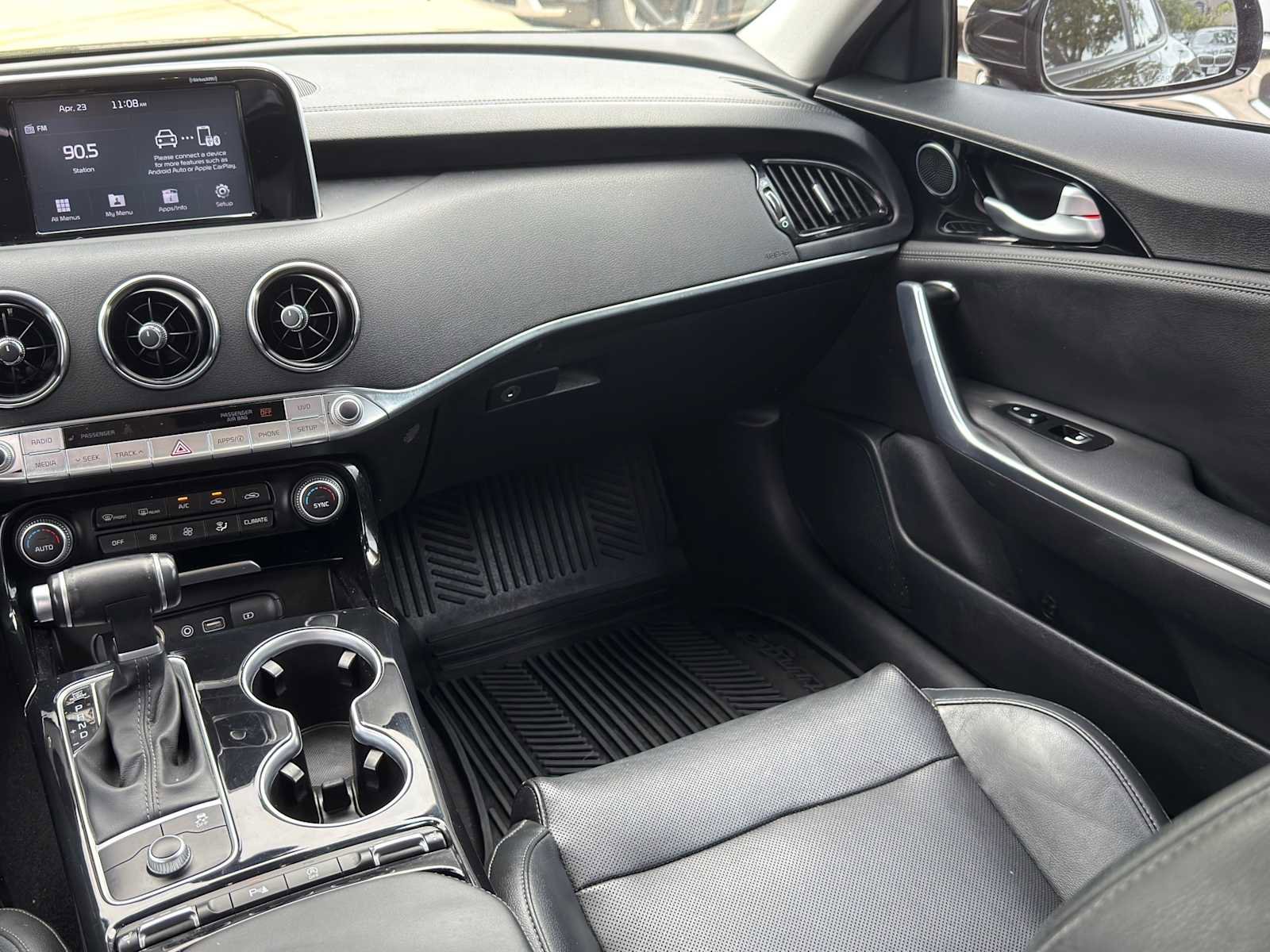 Used 2019 Kia Stinger RWD image 20