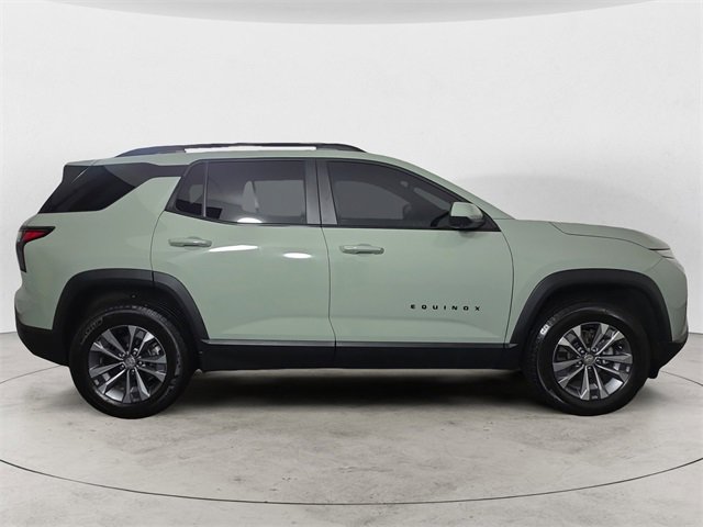 Used 2025 Chevrolet Equinox ACTIV w/ Safety and Technology Package image 6