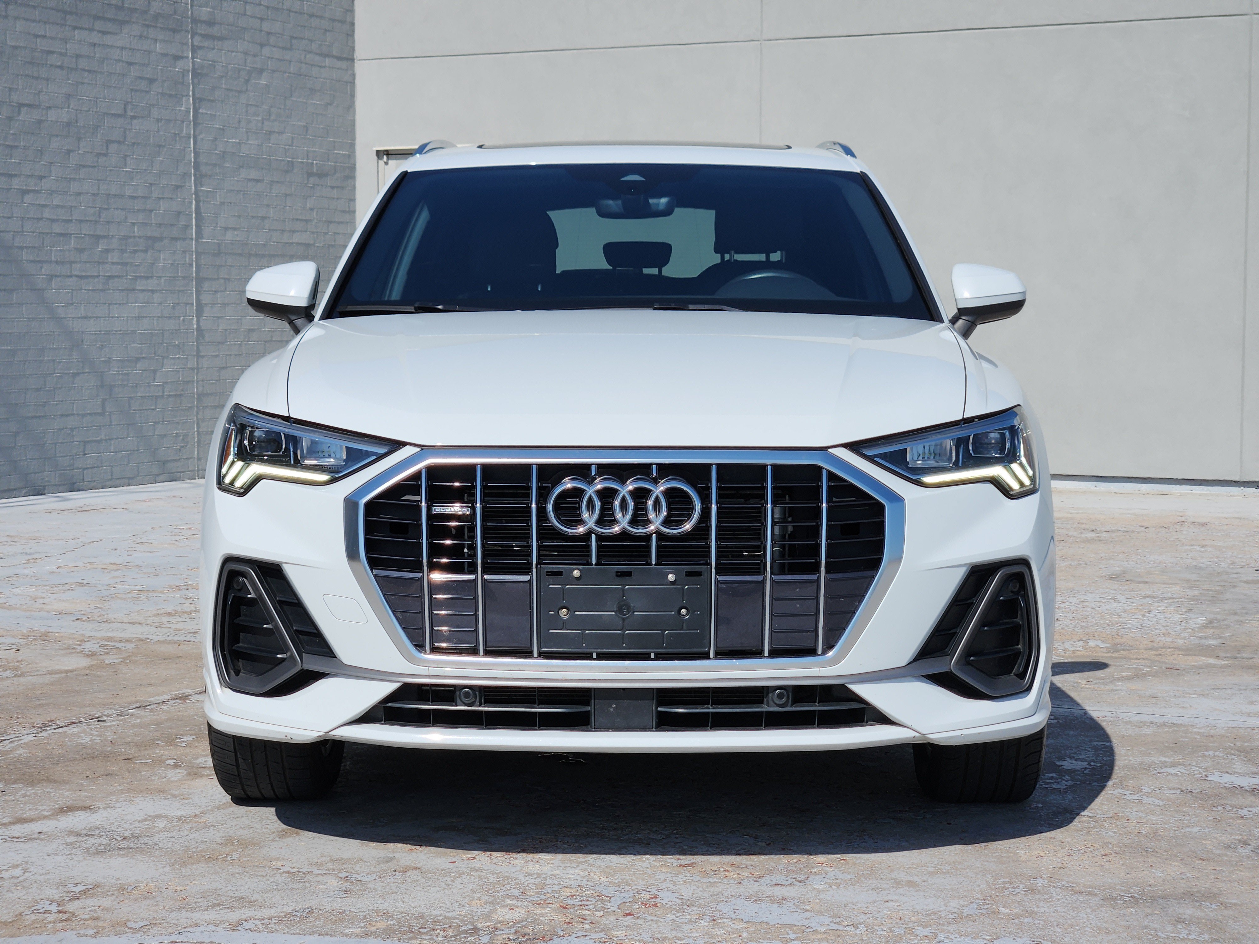 Used 2025 Audi Q3 2.0T Premium AWD/4WD image 3