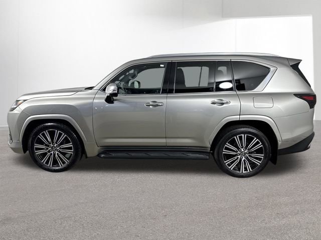 Used 2024 Lexus LX 600 4WD w/ Luxury Package image 33
