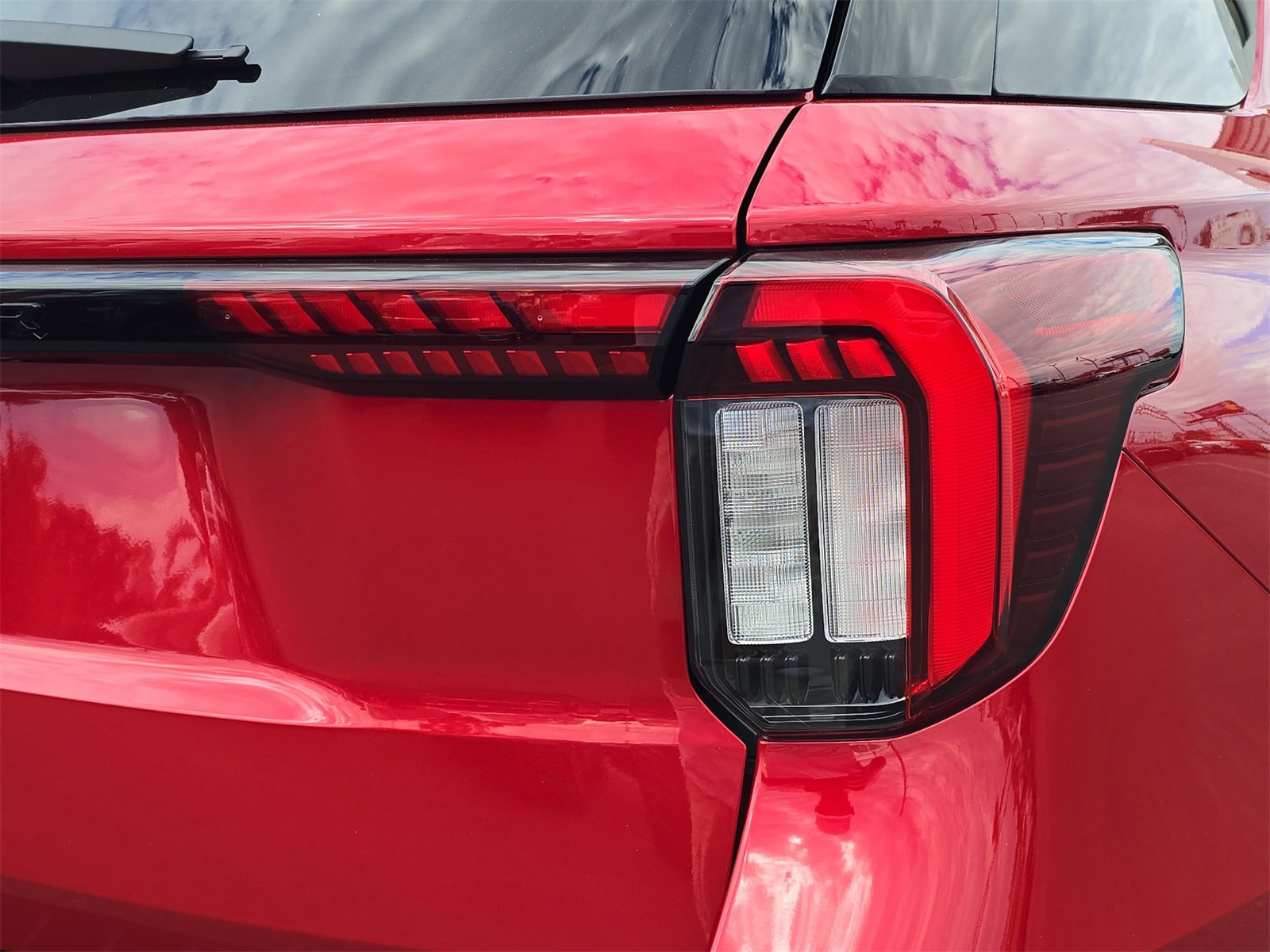 New 2026 Ford Explorer ST-Line w/ Premium Package image 6